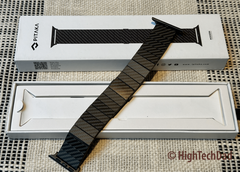 Modern, Lightweight, Durable - Fiber PITAKA Carbon Review HighTechDad™ Apple Band Watch 